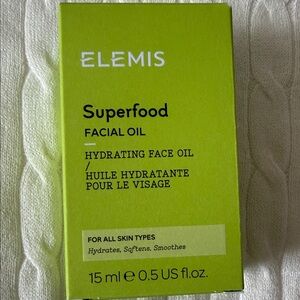 Brand new!!! Elemis Superfood Hydrating Face Oil 15 ml 0.5 us fl oz